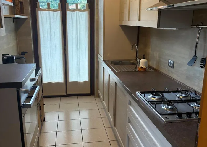Apartament Civico 16 *